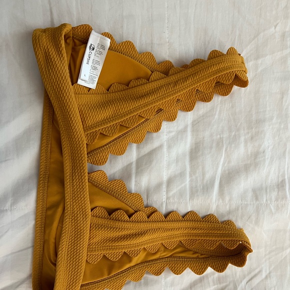 Mustard, white and green flower two piece swimsuit. Size L . From cup she - Picture 3 of 16